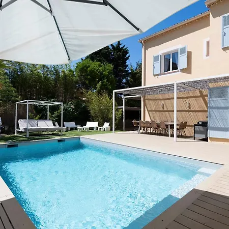 Acacias - Au Coeur De