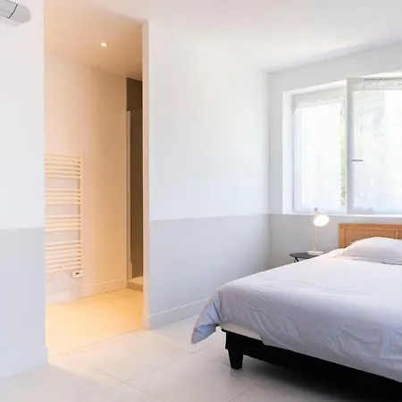 Acacias - Au Coeur De