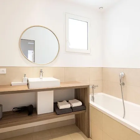 Acacias - Au Coeur De